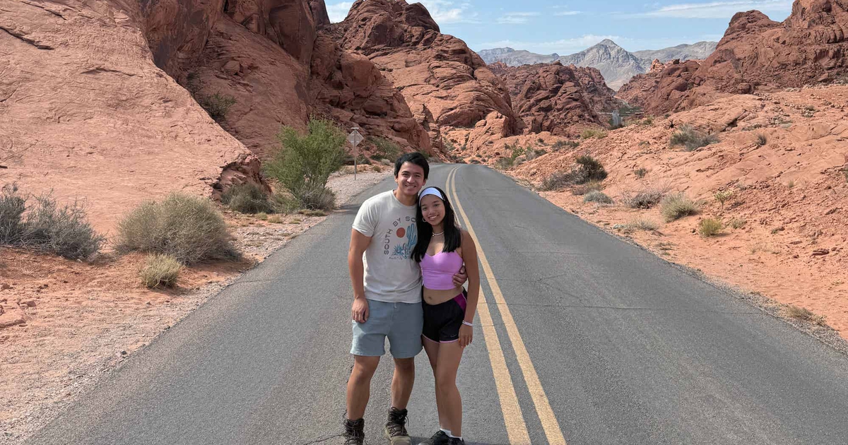 Cặp đôi vừa đi du lịch vừa lập công ty, doanh thu ban đầu đã ngàn tỉ