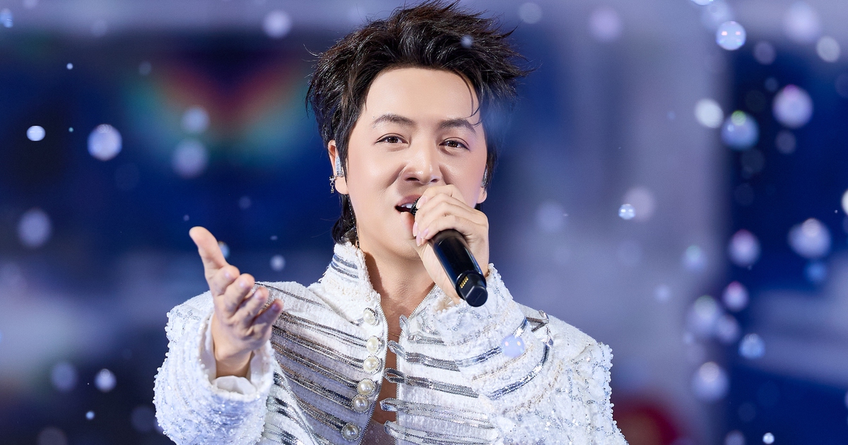 Nam ca sĩ là ‘bố 3 con’, tái xuất mạnh mẽ sau 10 năm vắng bóng showbiz