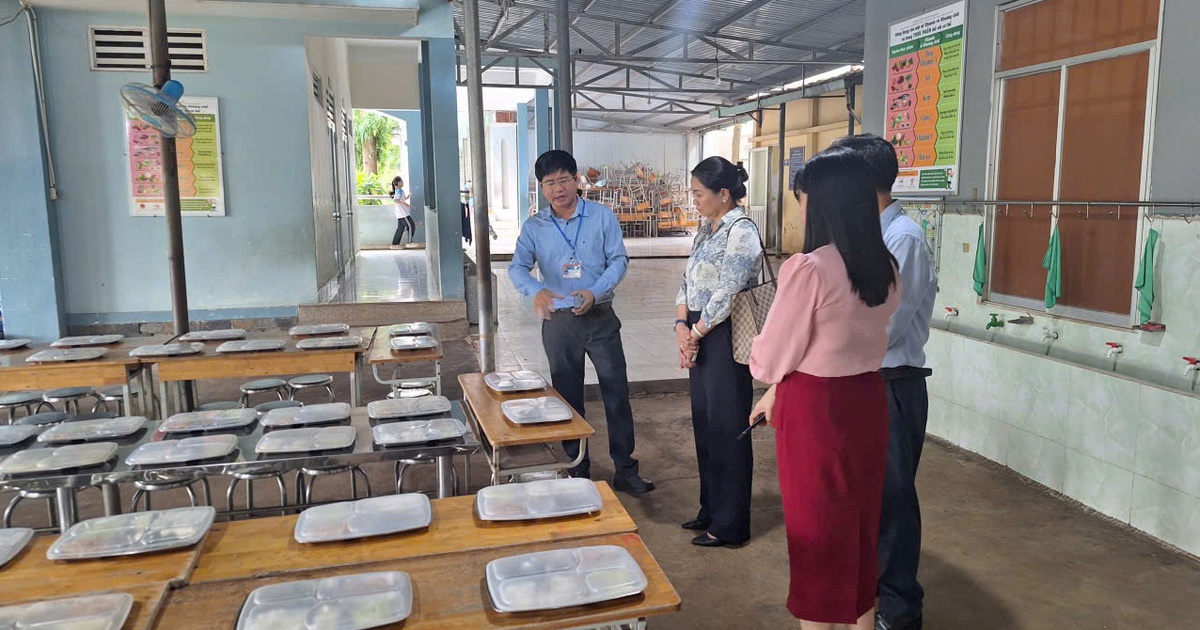 Đồng Nai: Rà soát toàn bộ hợp đồng cung cấp thực phẩm tại bếp ăn trường học