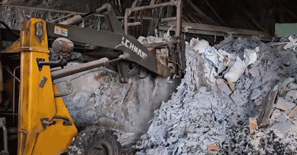 Vụ án đổ trộm 20.000 tấn chất thải: Bóc trần "hệ sinh thái xử lý rác giả"