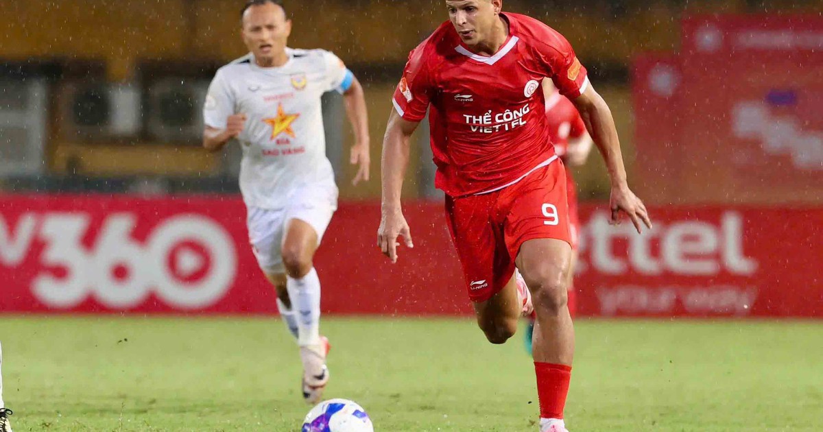 Tiền đạo ngoại ‘chiếm sóng’ V-League, đội tuyển Việt Nam gặp khó