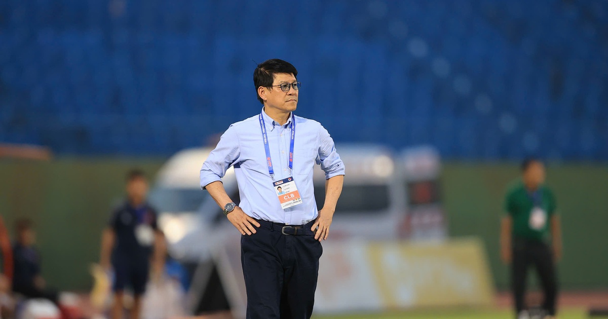 Nóng: Ông Vũ Tiến Thành bất ngờ làm Giám đốc kỹ thuật CLB Ninh Bình, HLV Bea Ji-won ngồi ghế nóng