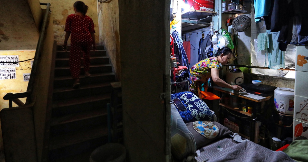 Sống trong nhà kho 2 - 3 mét vuông nơi cư xá Thanh Đa ở TP.HCM