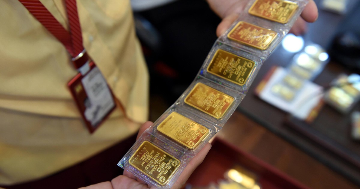 Giá vàng giảm dồn dập vẫn cao hơn thế giới 19,5 triệu đồng/lượng