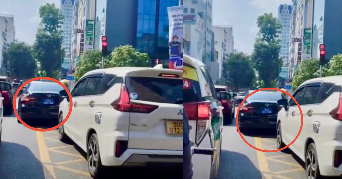 Xe biển xanh ở TP.HCM đè vạch mắt võng bị người dân quay clip gửi Cục CSGT