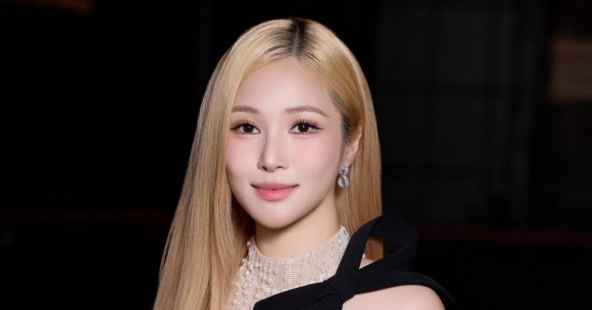 Động thái của ca sĩ Hương Tràm giữa bão phẫn nộ