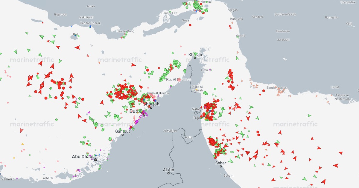 Rộ tin Iran xem xét mở 'lối ra' cho tàu thuyền qua eo biển Hormuz