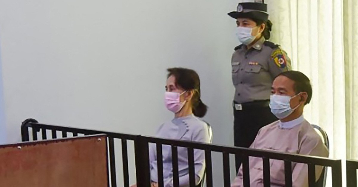 Myanmar ân xá cựu Tổng thống Win Myint, giảm án cho bà Aung San Suu Kyi