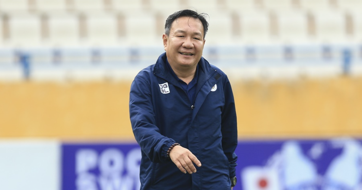 Chính thức ra mắt HLV Hoàng Văn Phúc, tân 'thuyền trưởng' đội tuyển nữ Việt Nam