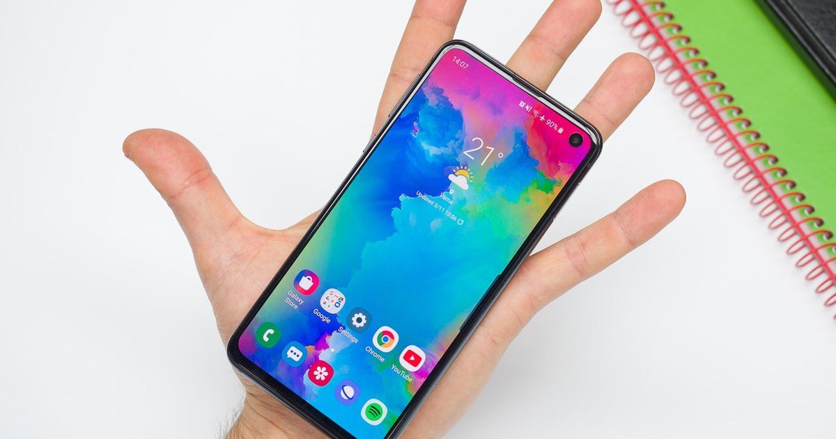 Samsung nói rõ lý do điện thoại màn hình nhỏ biến mất khỏi thị trường