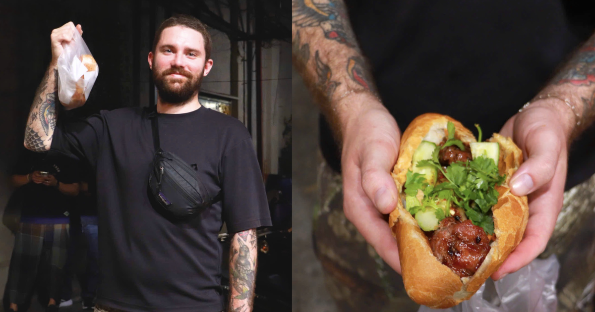 Xe bánh mì thịt nướng ngon nhất thế giới ở trung tâm TP.HCM, giờ ra sao?