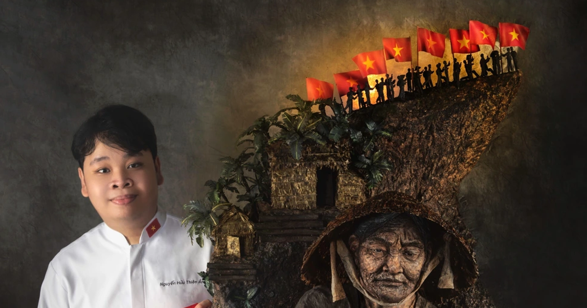 Bánh 'Việt Nam tinh hoa' cao hơn 1 m gây sốt trước thềm đại lễ 30.4.