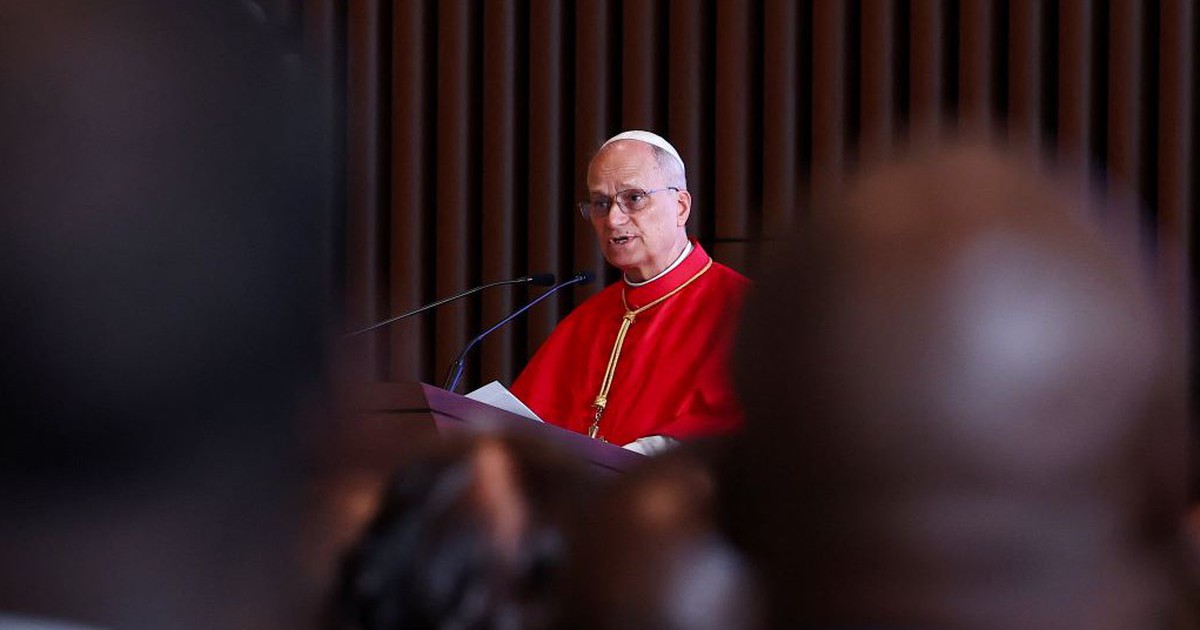 Giáo hoàng Leo nói không quan tâm đến chuyện 'khẩu chiến' với ông Trump