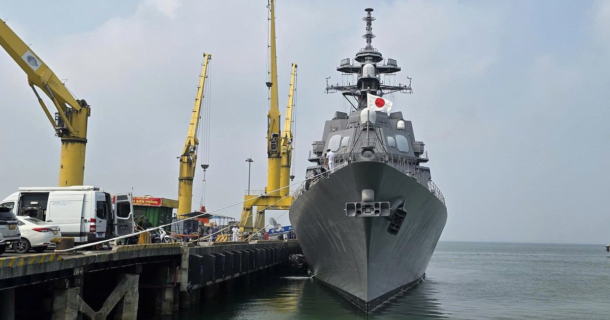Tàu hộ vệ hiện đại Nhật Bản thăm Đà Nẵng, tăng cường hợp tác quốc phòng