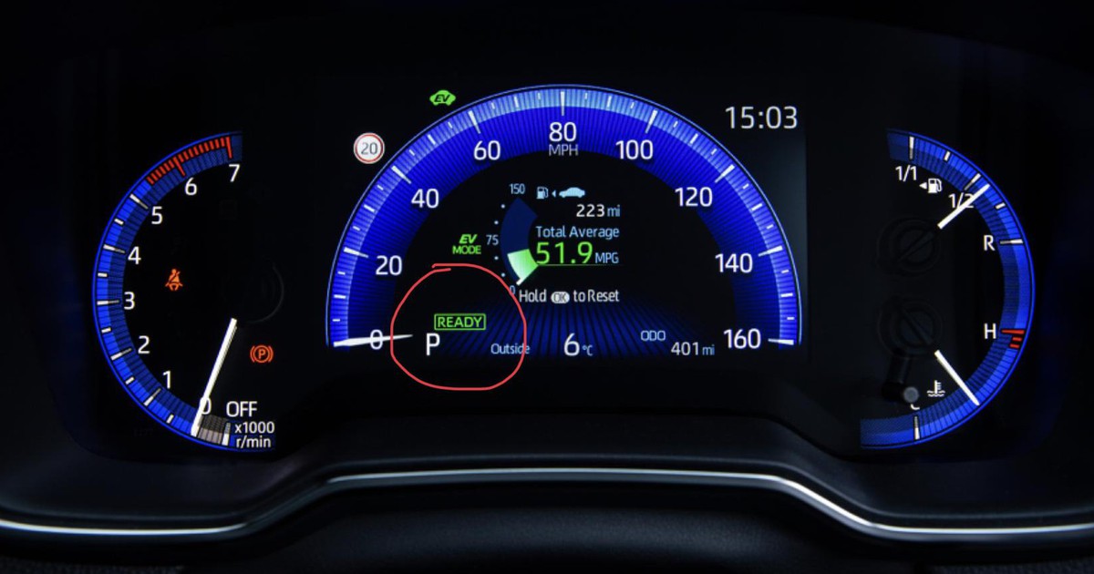 Dấu hiệu nhận biết ô tô hybrid sẵn sàng vận hành sau khi khởi động