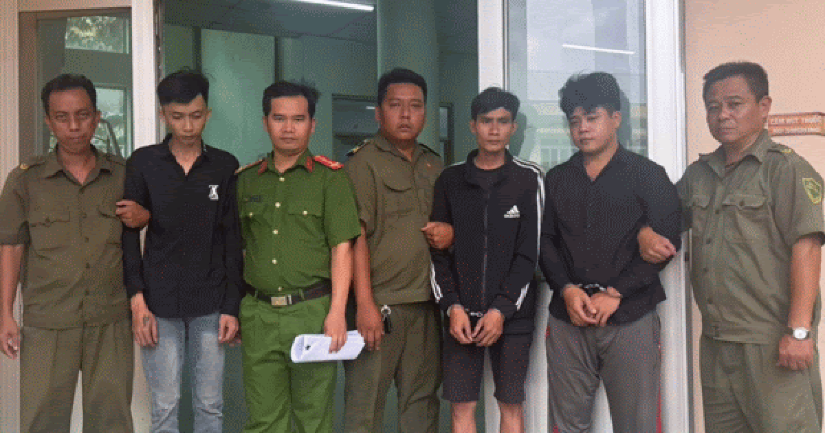 Công an TP.HCM tạm giữ nhóm thanh niên gây rối trước Khu công nghiệp Sóng Thần