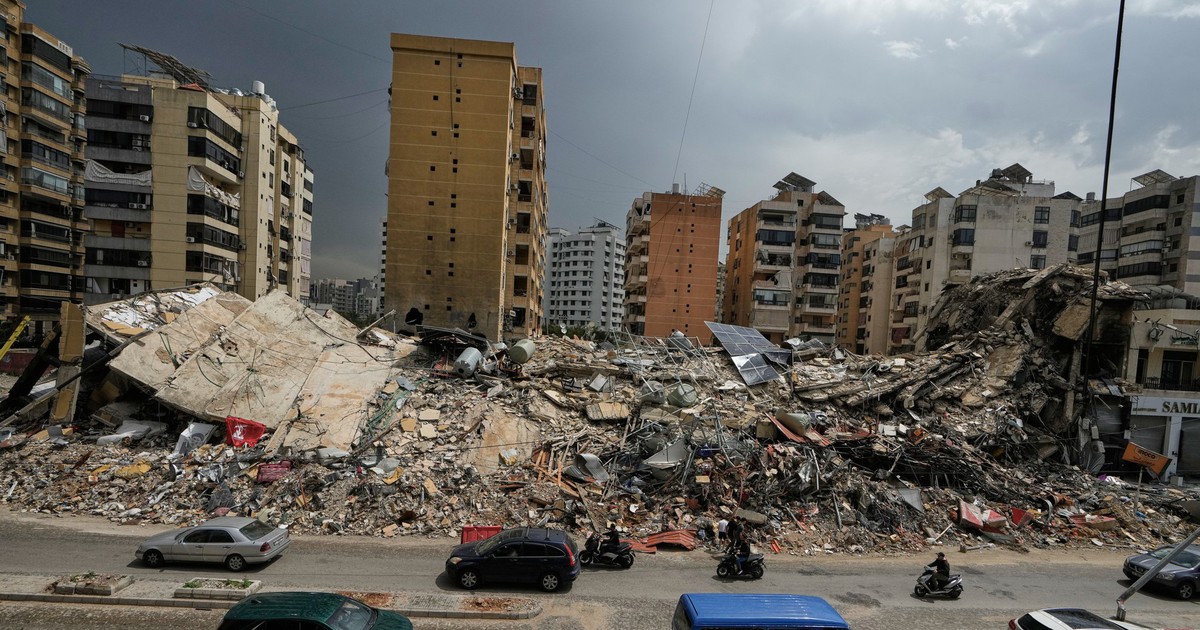 Israel tuyên bố dùng 'toàn bộ lực lượng' tại Lebanon