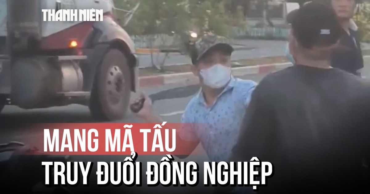Mâu thuẫn tại công ty, nhóm thanh niên mang mã tấu rượt đuổi đồng nghiệp