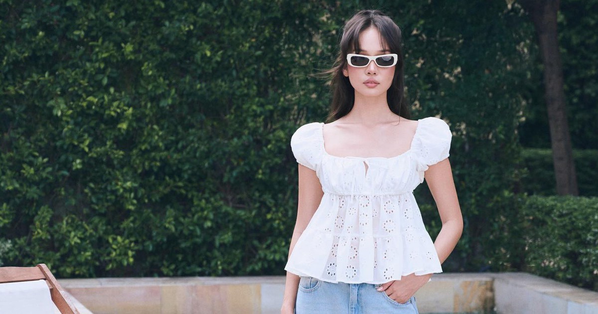 Mùa hè, mùa diện áo trễ vai, áo nhún ngực