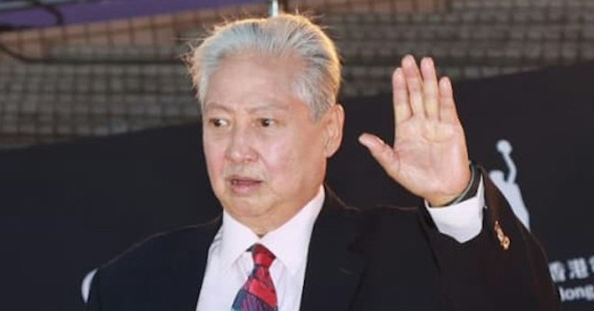 Hồng Kim Bảo gây chú ý vì diện mạo khác lạ sau giảm cân