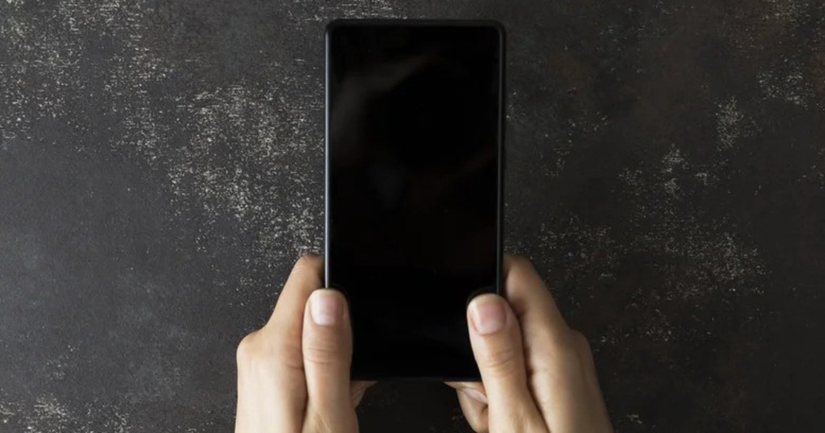 Cách 'hồi sinh' smartphone Android bật không lên nguồn