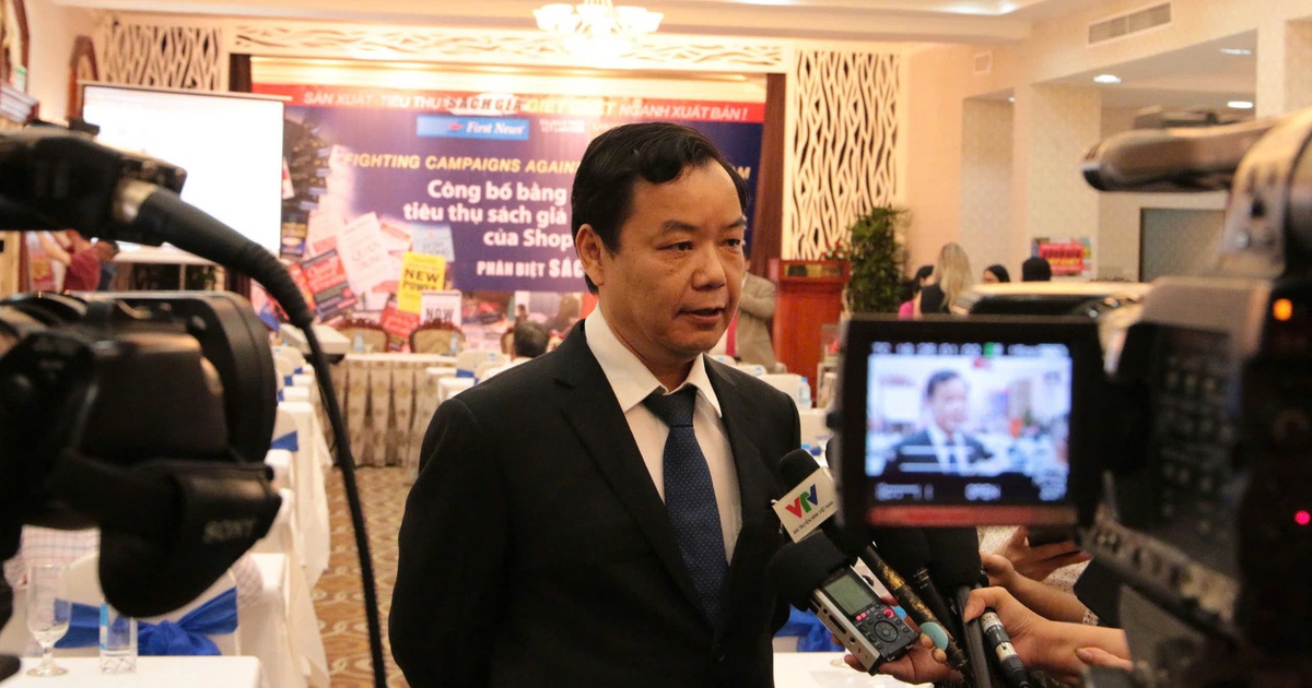 Buồn vui nghề sách: Anh Phước First News và những kỷ lục