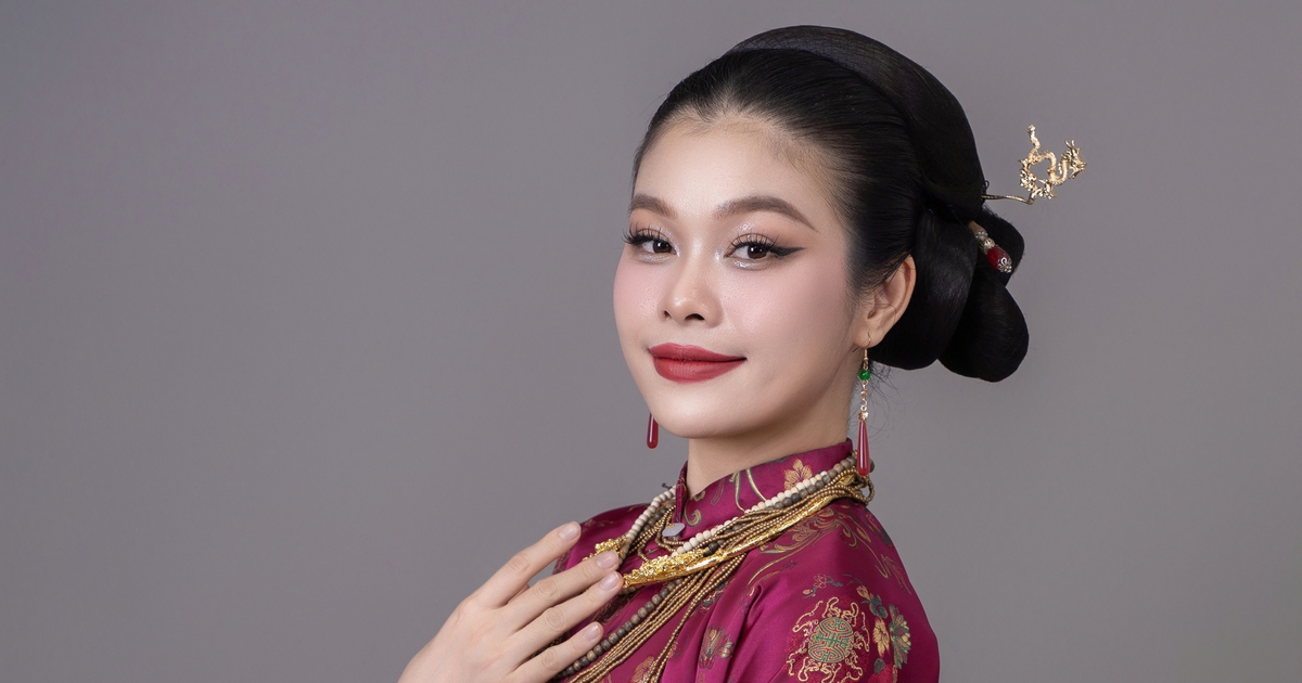 Nữ ca sĩ gây chú ý khi hát bolero, giữ tự trọng trước cám dỗ