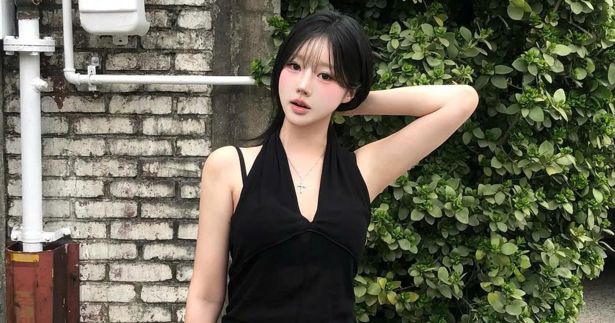 Sáng tạo diện mạo mới mỗi ngày cùng chân váy trơn không lỗi mốt