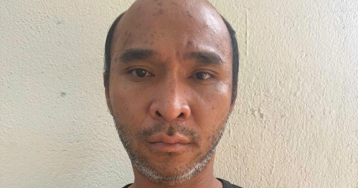 'Ca sĩ lô tô' cướp giật điện thoại của du khách ở biển Đà Nẵng sa lưới