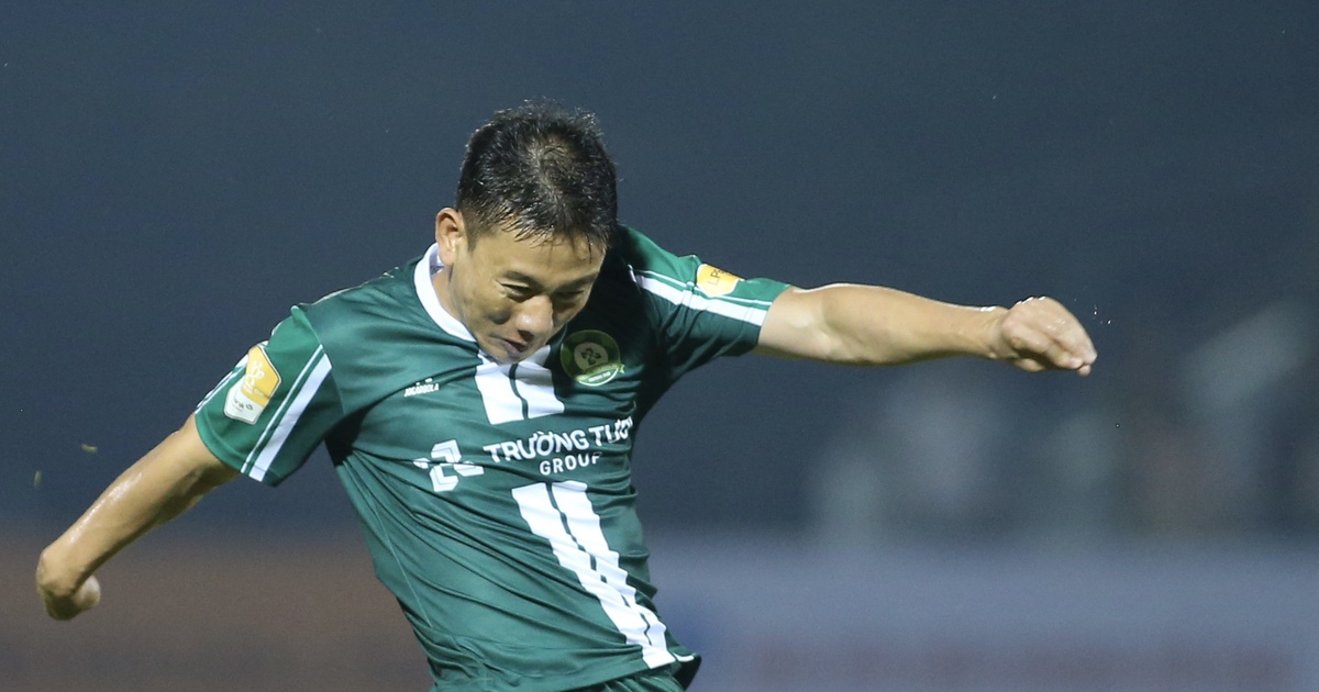 Trường Tươi Đồng Nai sẽ sớm vô địch dù thiếu Công Phượng, HLV Nguyễn Việt Thắng đi vào lịch sử?