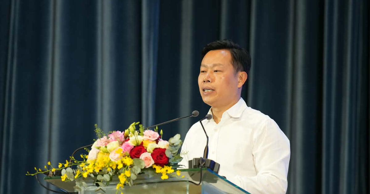 Thứ trưởng Bộ GD-ĐT: ‘Đại học không phải là chỗ để học đại'