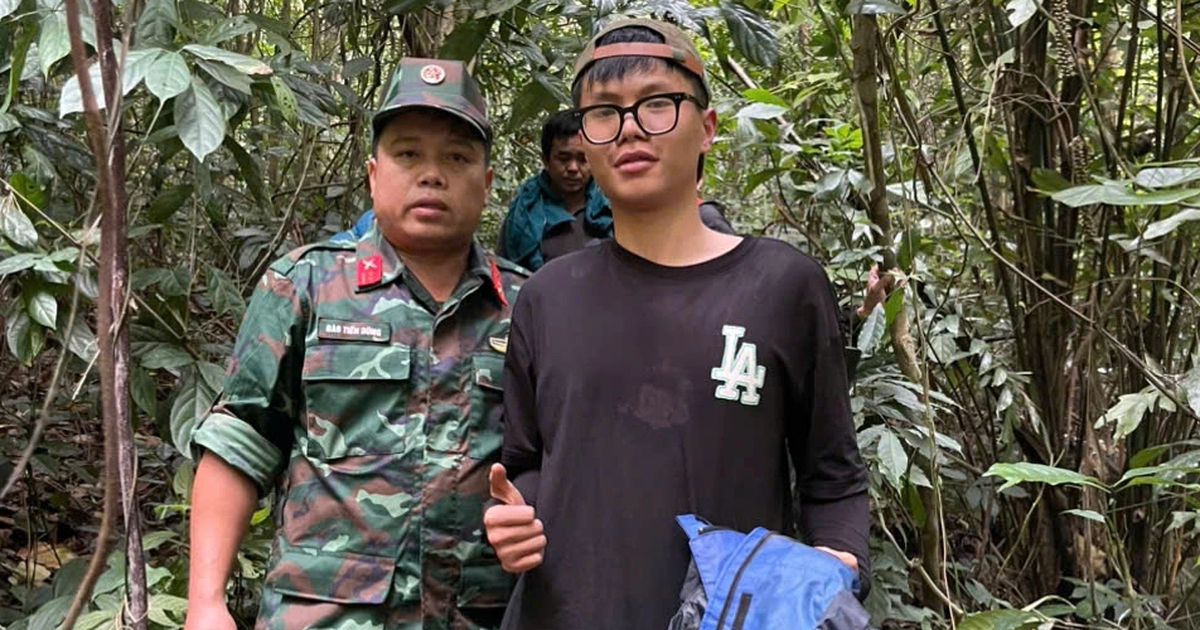 Nam sinh mất tích 37 giờ ở Tam Đảo: 'Cảm ơn các chú đã cứu cháu'