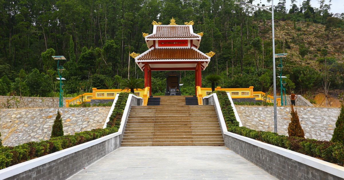 Nhà tưởng niệm 13 cán bộ hy sinh ở Rào Trăng trở thành di tích lịch sử