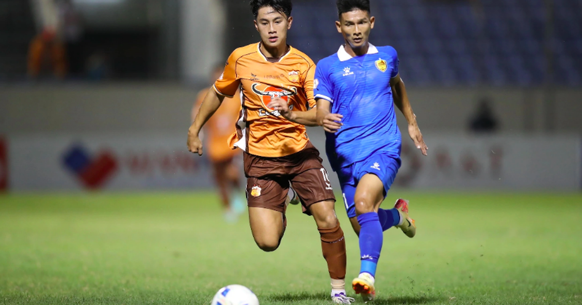 HAGL phía trước vẫn là ‘vực thẳm’, bầu Đức sẽ chẳng vui nếu…