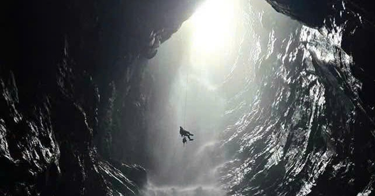 Phát hiện hang dài hơn 500 m trong rừng Phong Nha - Kẻ Bàng