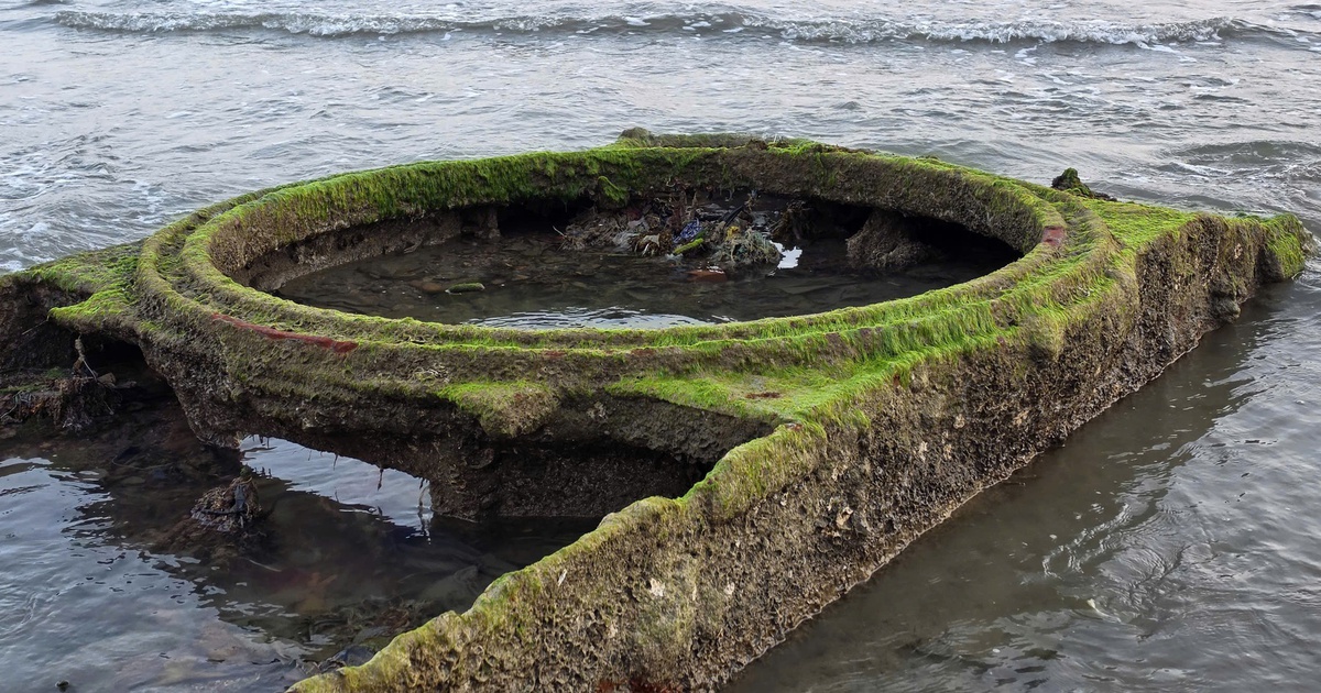 Xác xe tăng bất ngờ xuất hiện rồi biến mất tại bãi biển Quy Nhơn