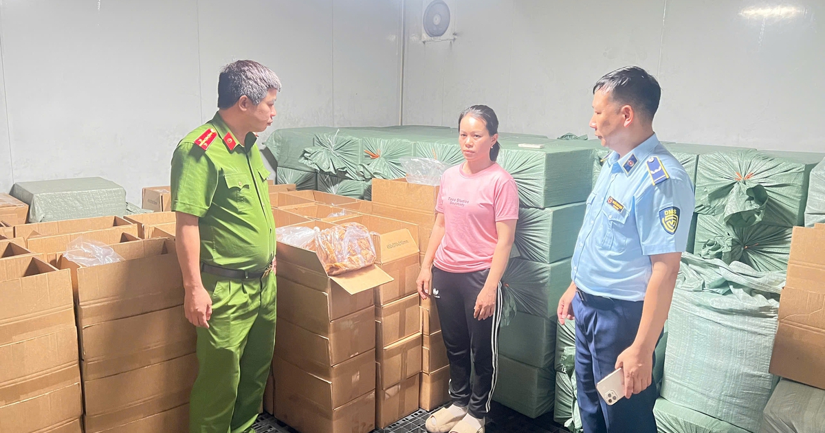 Thu giữ hơn 25 tấn thực phẩm bẩn ở biên giới Quảng Ninh