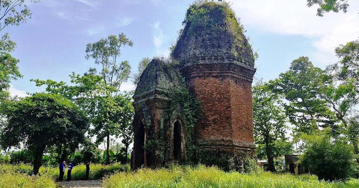 Đánh thức giá trị tháp Chăm ngàn năm