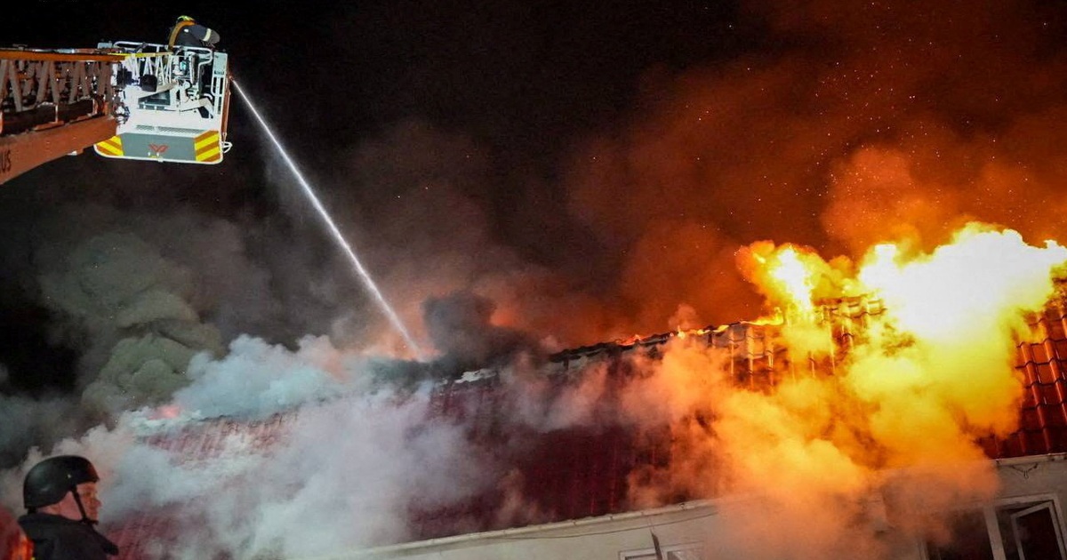 Chiến sự Ukraine ngày 1.521: Hai bên trao đổi tù binh dù vẫn tấn công dồn dập