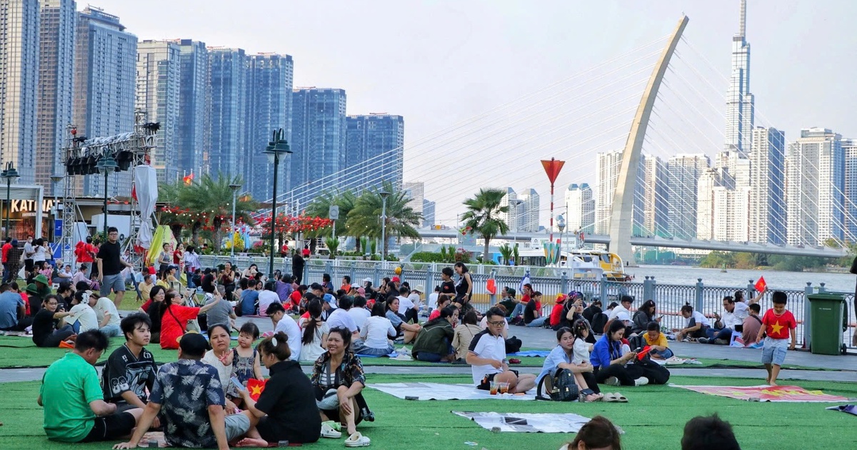 Chính thức ngày 24.11 được nghỉ lễ, hưởng nguyên lương: Dân mạng phấn khích