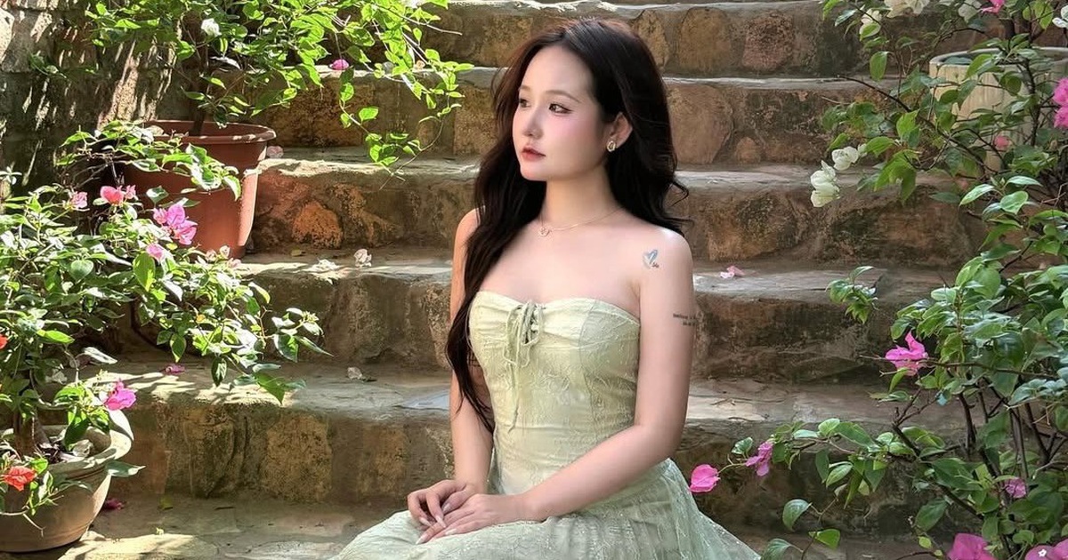 Nghỉ dưỡng mùa hè mặc gì để vừa mát vừa sang?