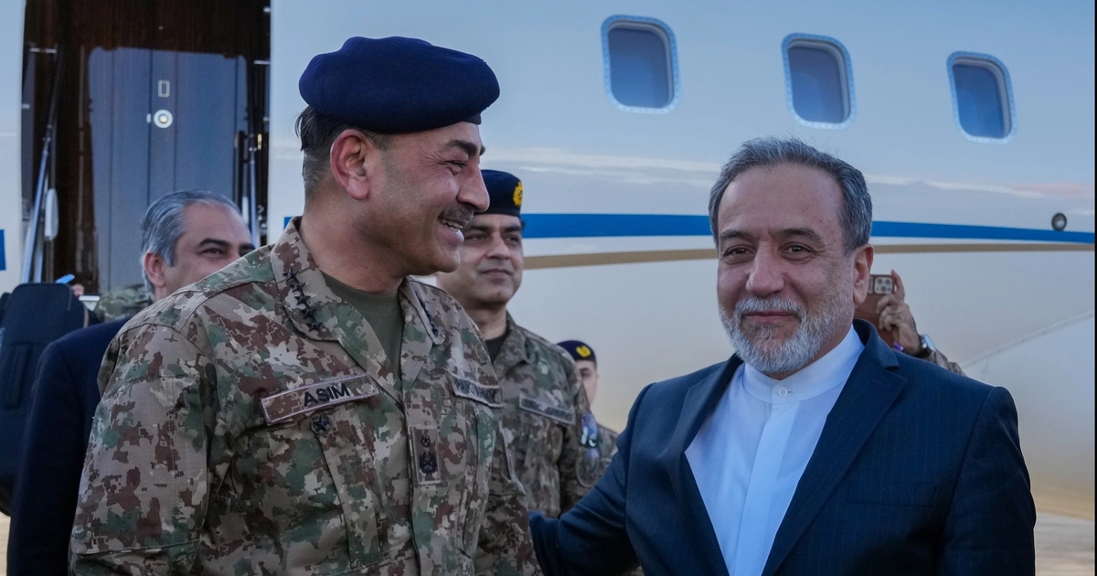 Ngoại trưởng Iran sang Pakistan, hy vọng đàm phán được thắp lên