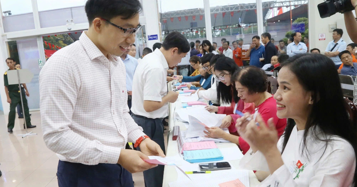 Mời nhân dân góp ý dự thảo Báo cáo chính trị trình Đại hội Mặt trận Tổ quốc VN lần thứ XI