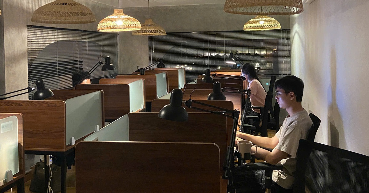 Độc lạ ở TP.HCM: Quán không bán nước, chỉ bán không gian thu hút người trẻ