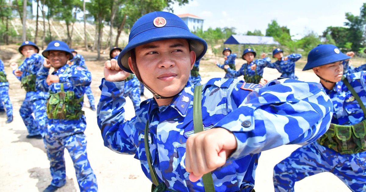 Thao trường của những người lính trẻ Vùng 2 Hải quân