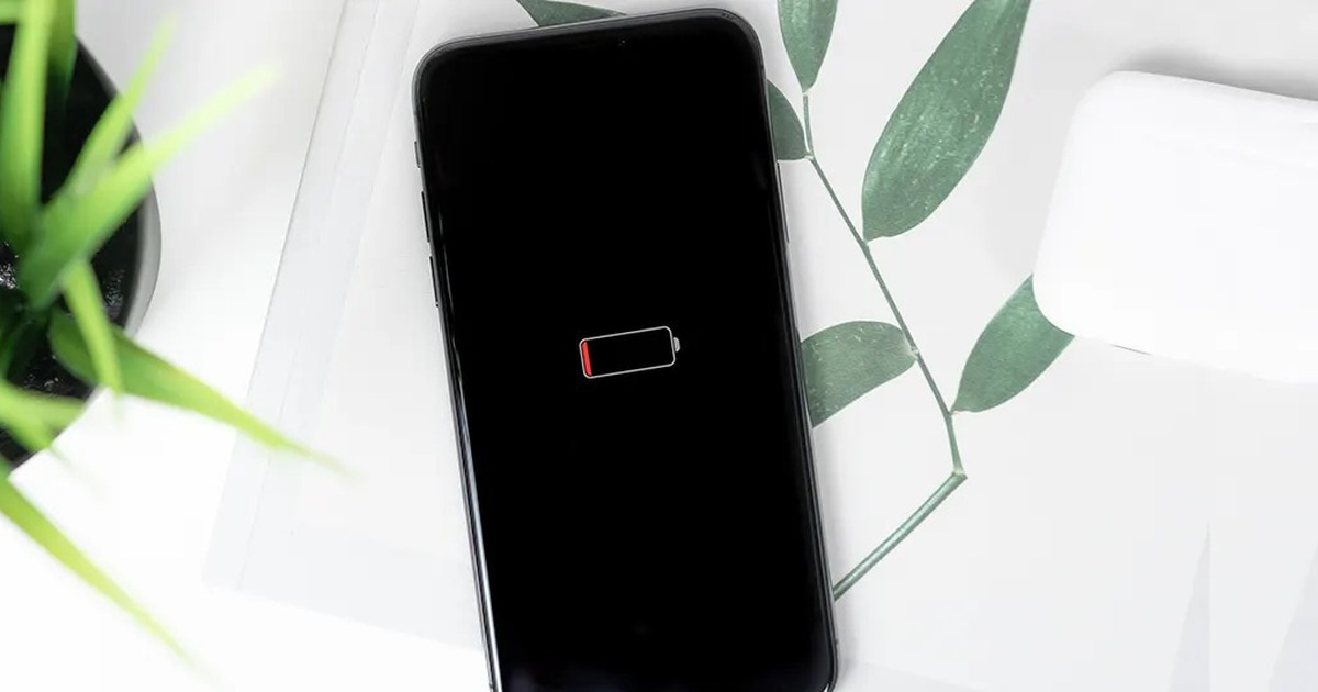 Điều quan trọng cần lưu ý khi cất điện thoại trong thời gian dài