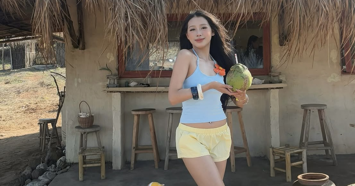 Muốn mặc trẻ trung hơn, hãy thử ngay bản phối sắc xanh và vàng