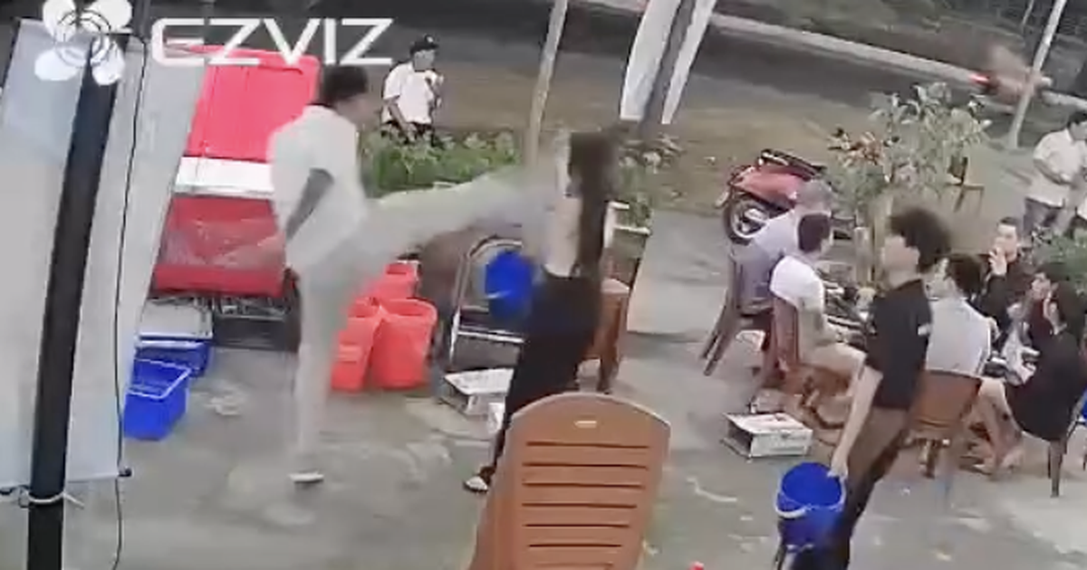 Clip người đàn ông đá vào mặt nữ quản lý quán nhậu ở Nha Trang gây phẫn nộ