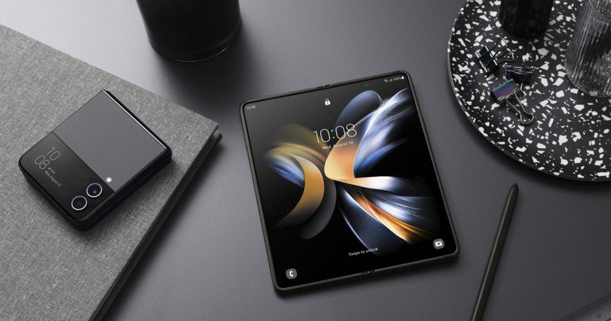 Những điều cần lưu ý trước khi xuống tiền mua điện thoại gập