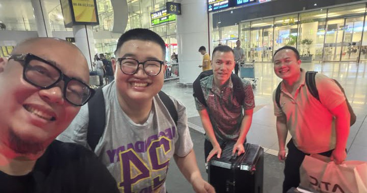 Các cơ thủ đã về đến Việt Nam vào tối 26.4 sau khi rút khỏi giải Trung Quốc vì 'đường lưỡi bò'